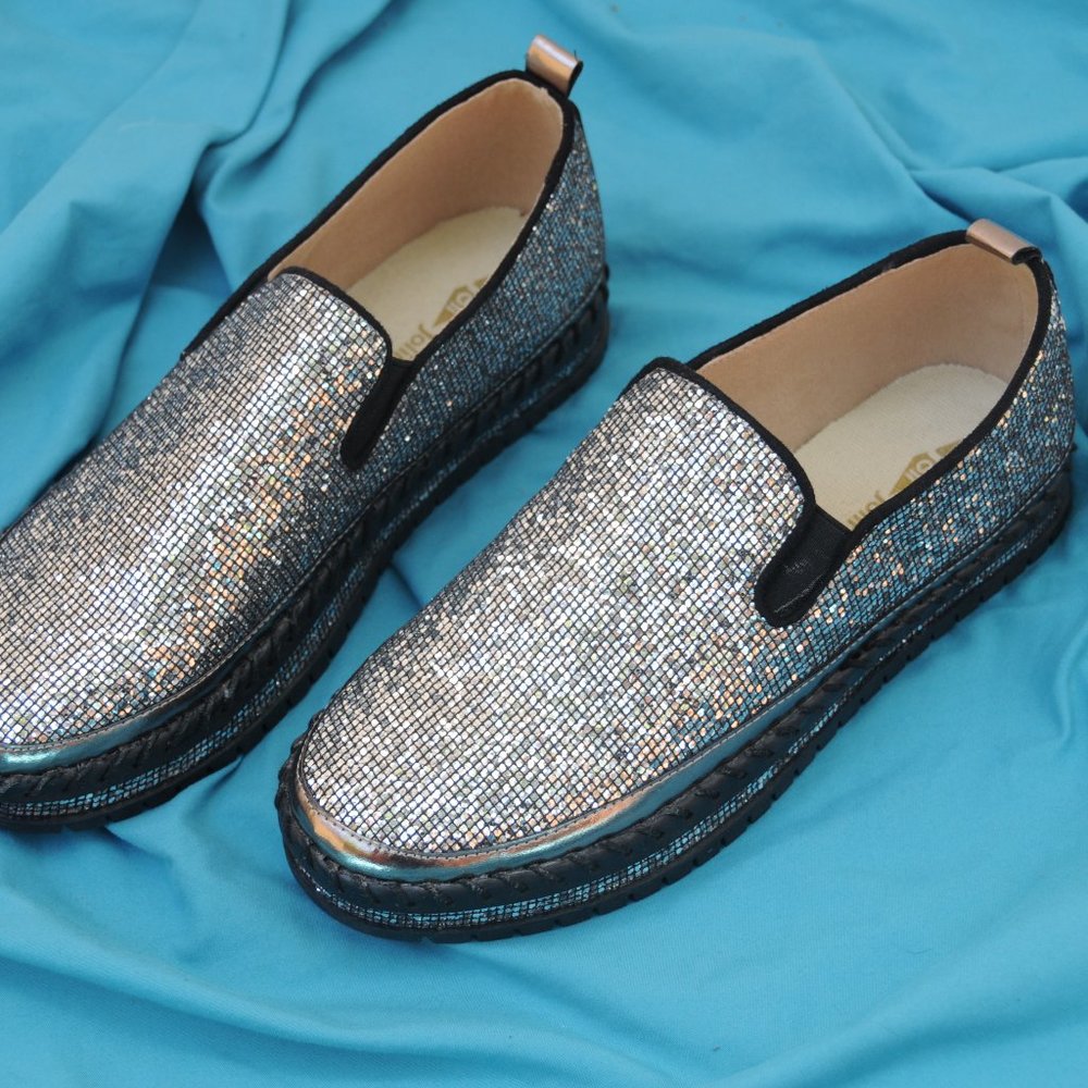 JNWOT Jolimall Slip on Shoes